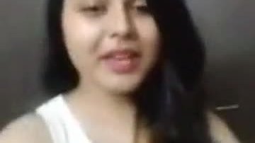 Nri aunty blowjob and hot sex with super market guy