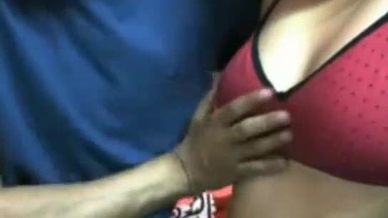 Desi indian girl chatting with lover flaunts sexy boobs